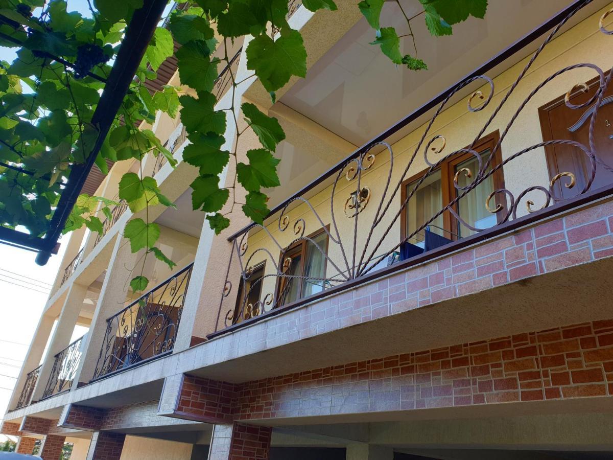 Guest House Lykhny Γκάγκρα Εξωτερικό φωτογραφία