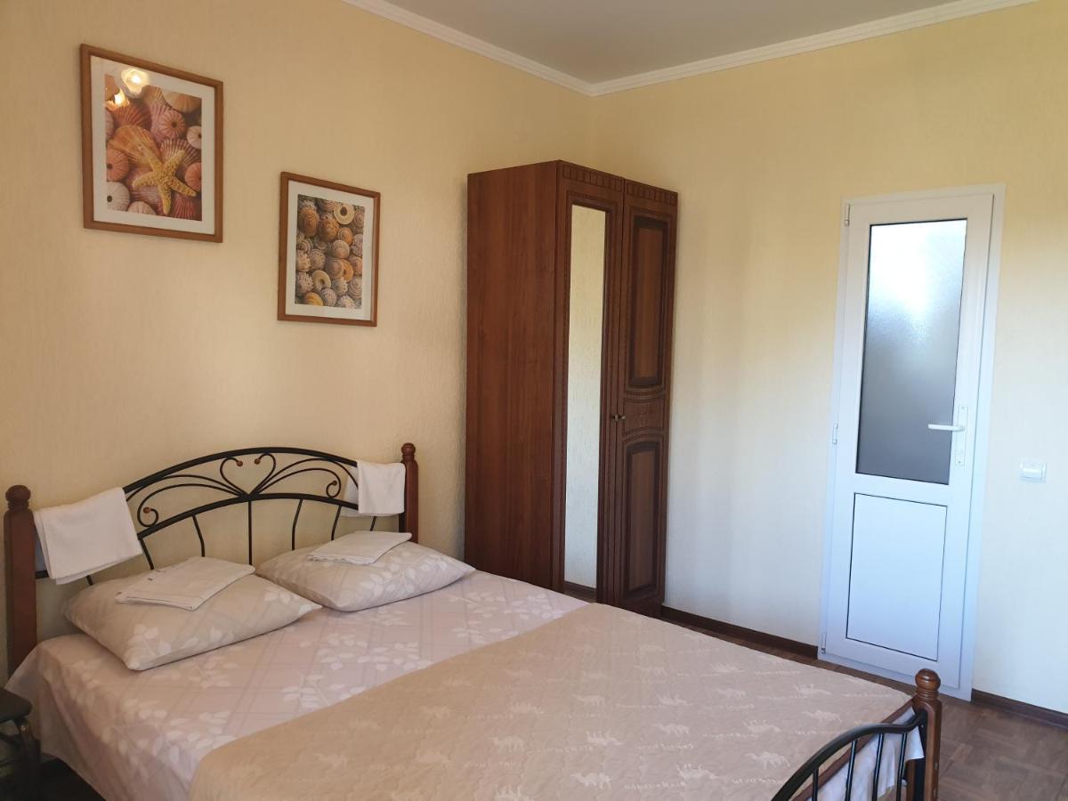 Guest House Lykhny Γκάγκρα Εξωτερικό φωτογραφία