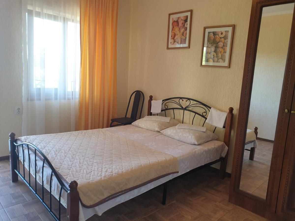 Guest House Lykhny Γκάγκρα Εξωτερικό φωτογραφία