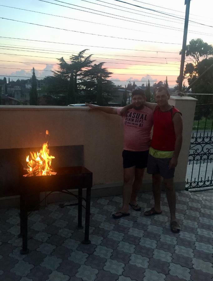 Guest House Lykhny Γκάγκρα Εξωτερικό φωτογραφία